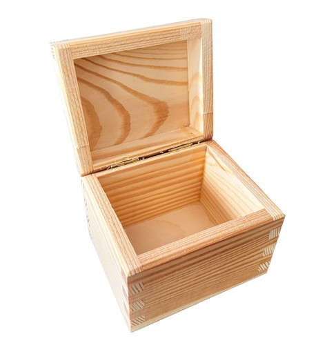 Quadratische holzkiste mit - holzkiste,